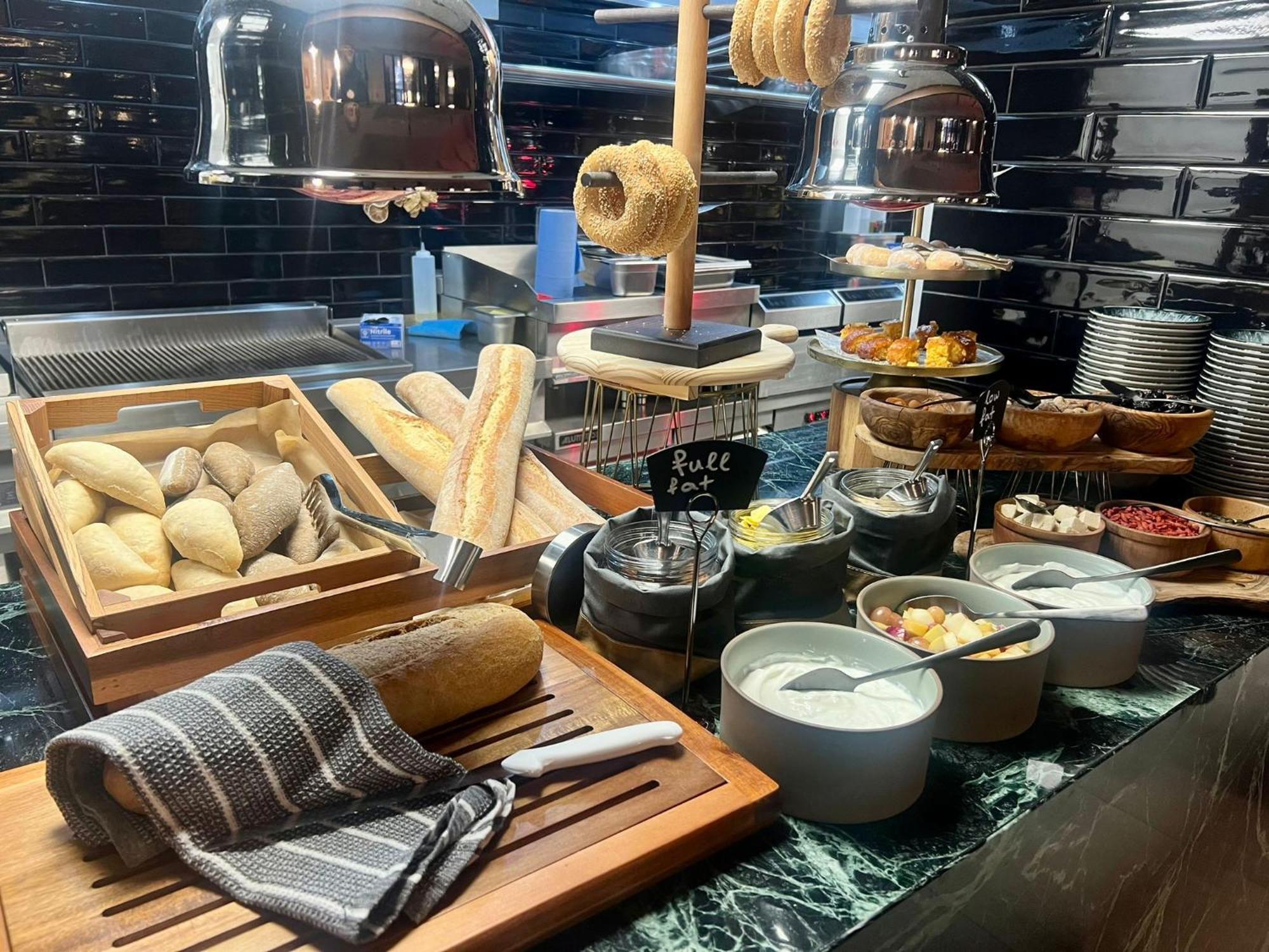 Anise, Aluma Hotels & Resorts أثينا المظهر الخارجي الصورة