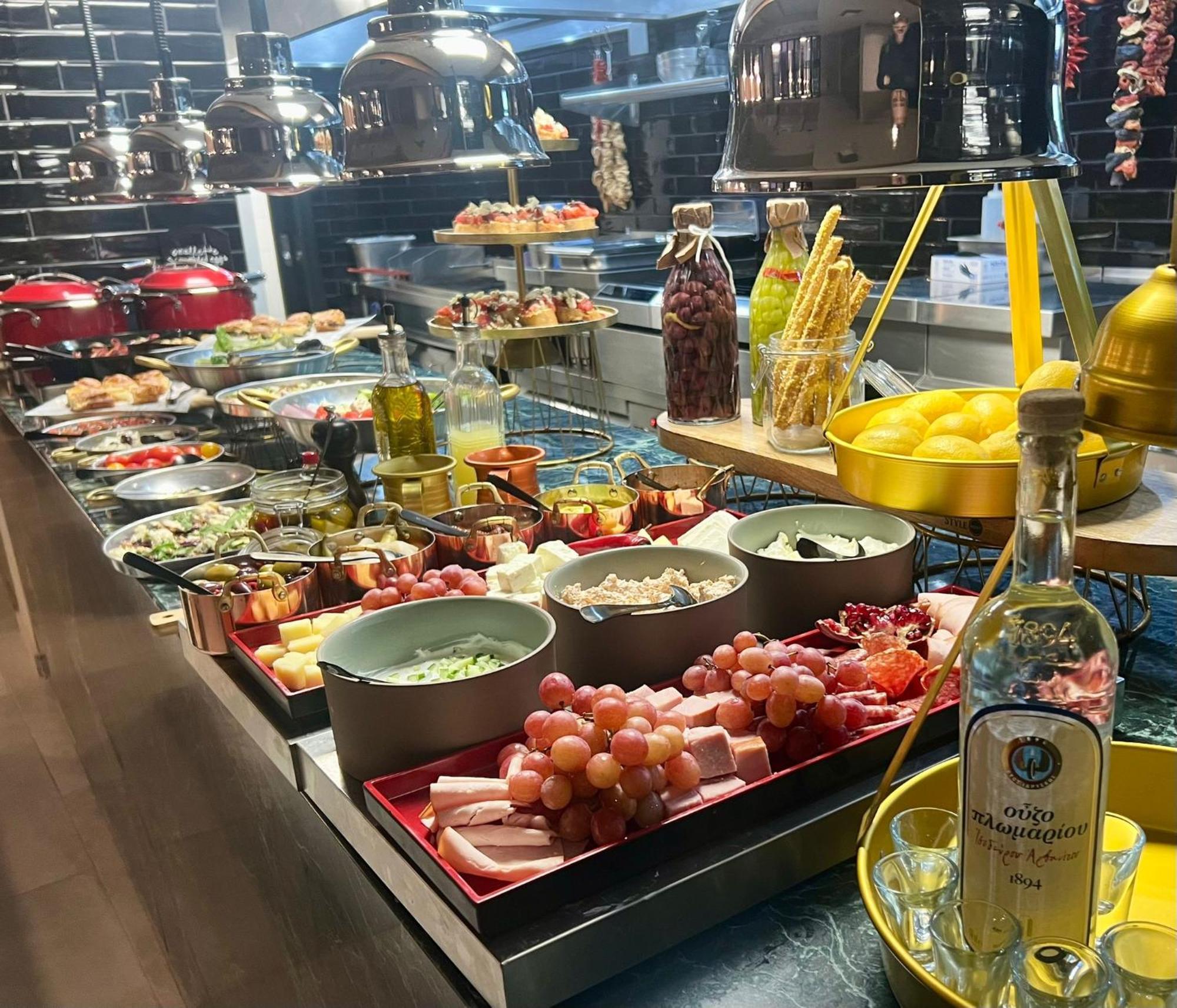 Anise, Aluma Hotels & Resorts أثينا المظهر الخارجي الصورة