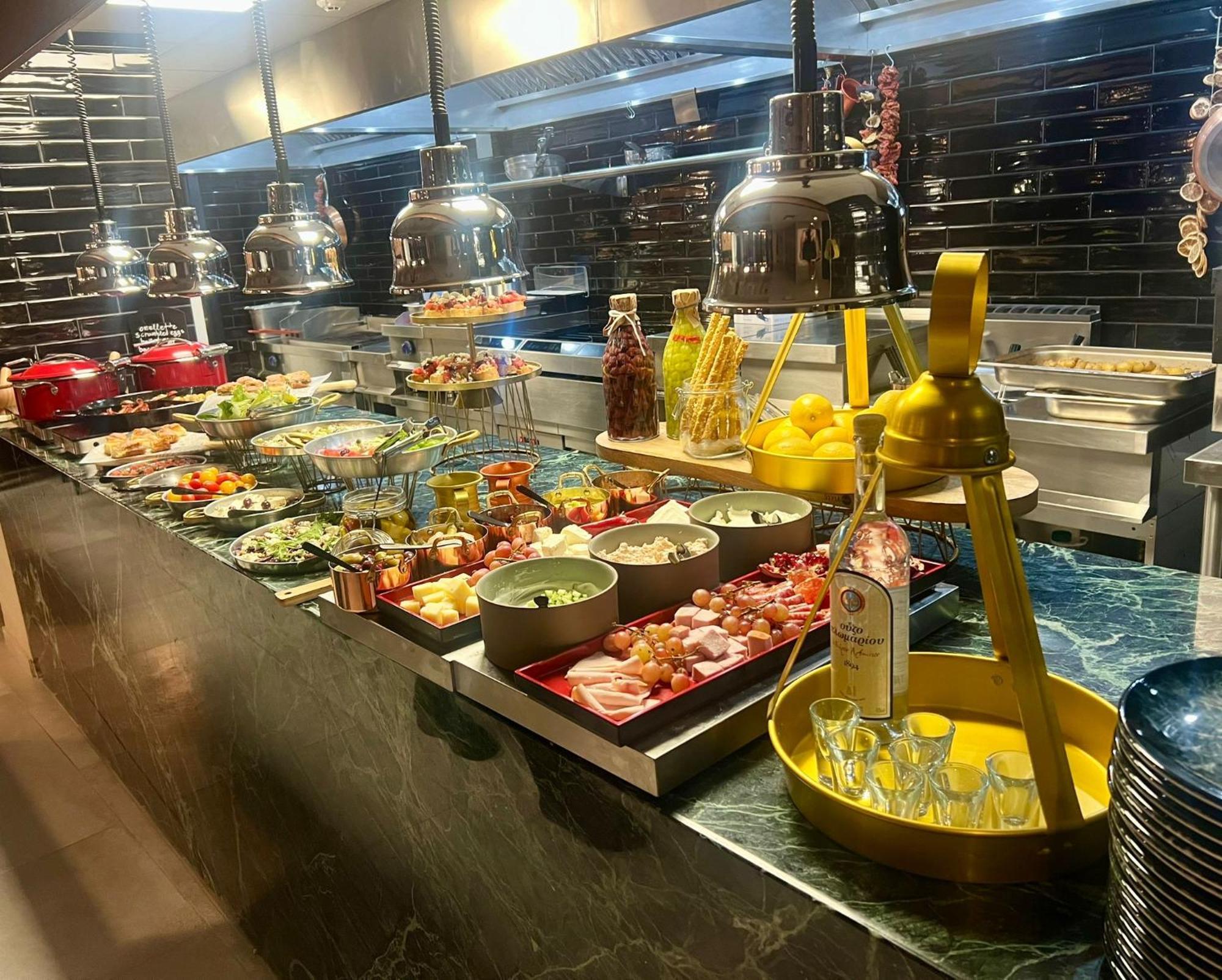 Anise, Aluma Hotels & Resorts أثينا المظهر الخارجي الصورة