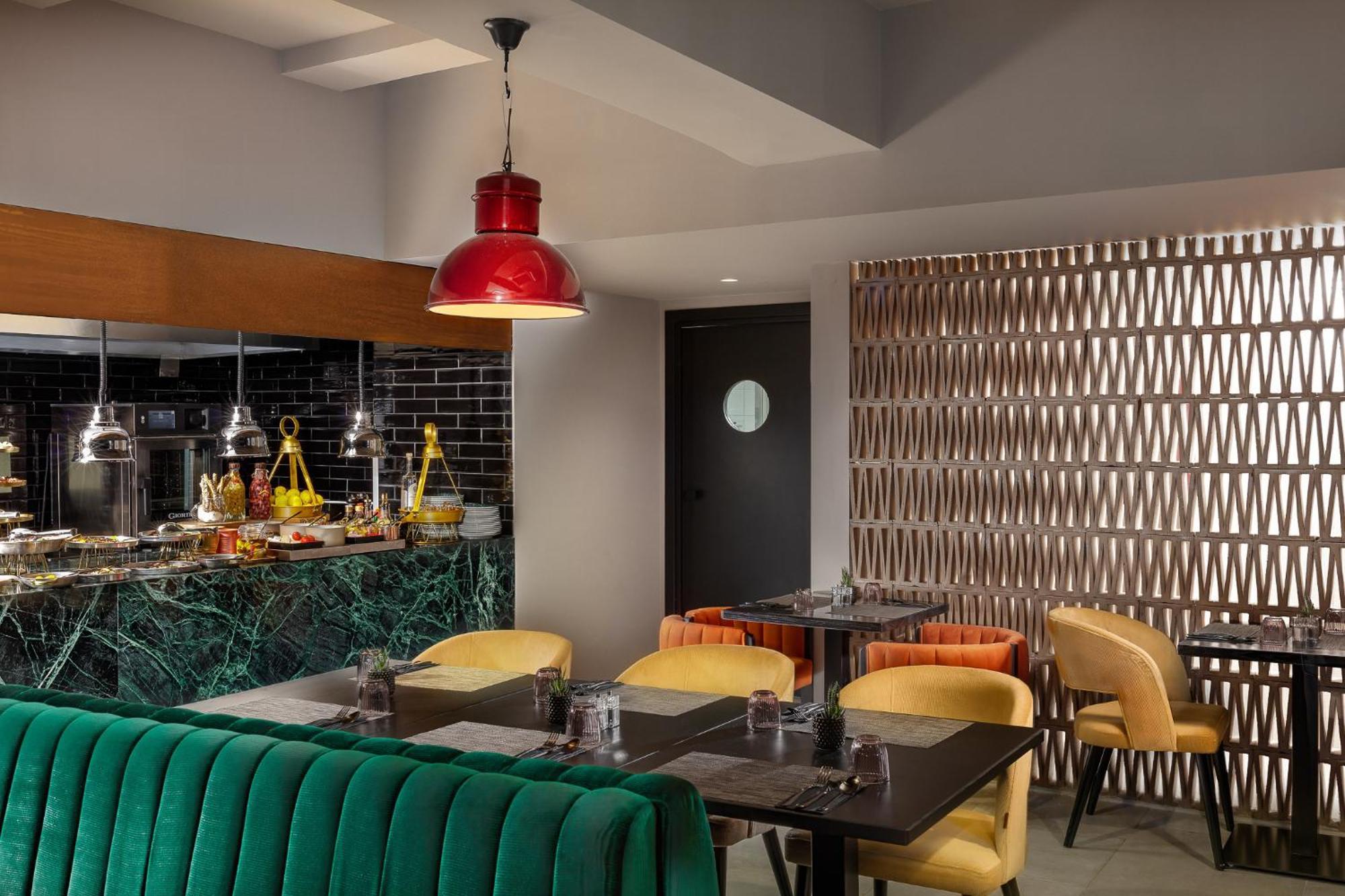 Anise, Aluma Hotels & Resorts أثينا المظهر الخارجي الصورة